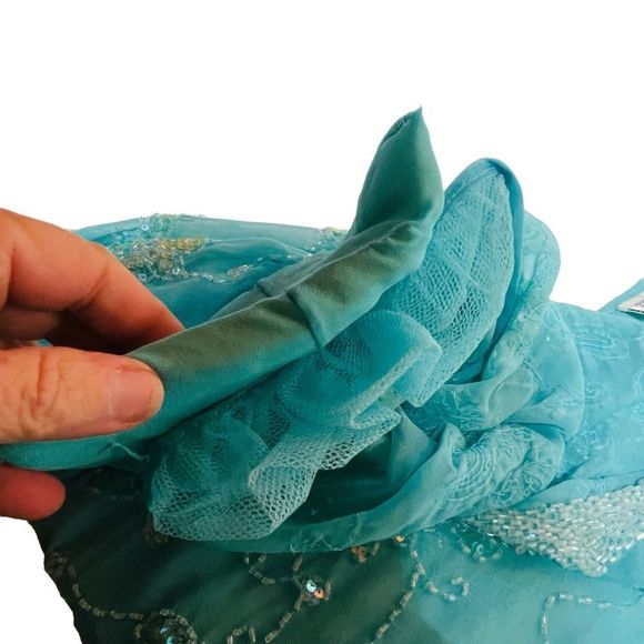 Vintage 70’s Light Blue 100% Silk Formal Dress 2 Piece Slip & Long Beade… - Picture 9 of 15